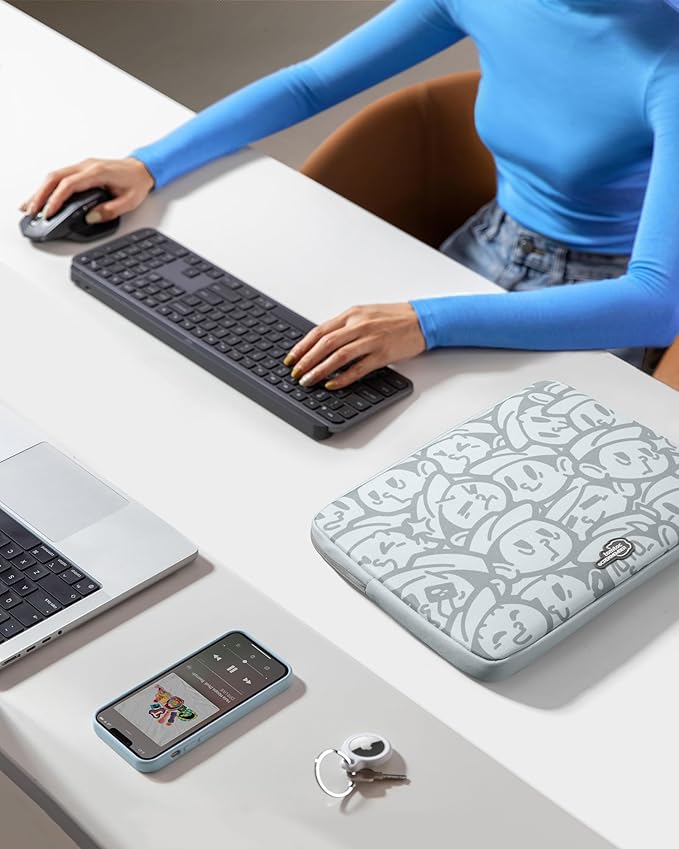 tomtoc 360° Protective Laptop Sleeve - Image 2